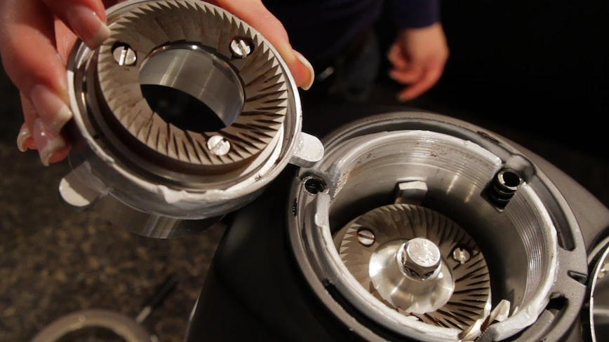 плоские жернова в кофемолке