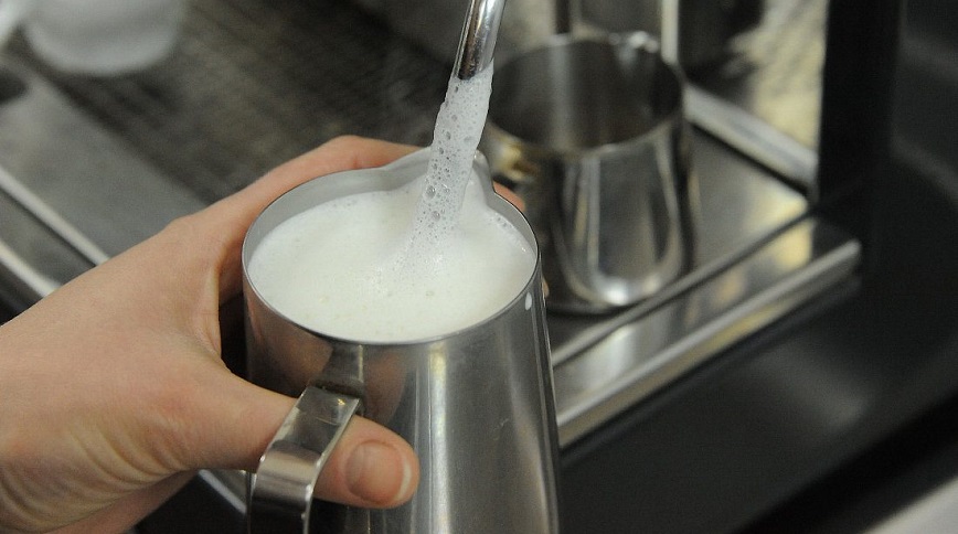 питчер для молока