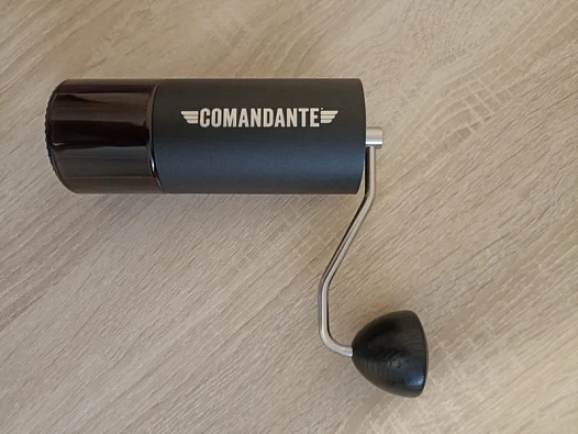 Ручная кофемолка Comandante C40 MK4 Nitro Blade Black