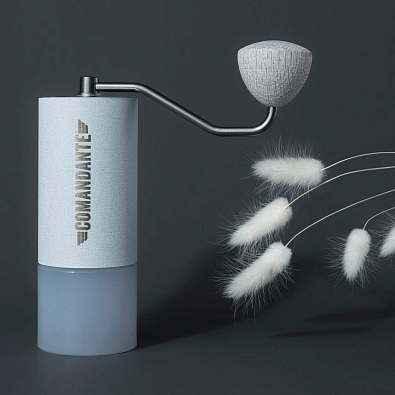 Ручная кофемолка Comandante C40 MK4 Nitro Blade Snow White