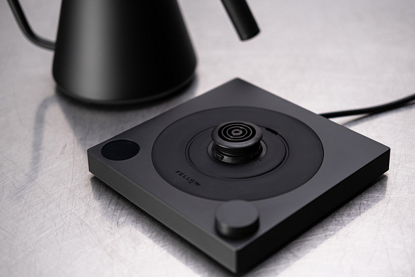 Чайник Fellow Stagg EKG черный