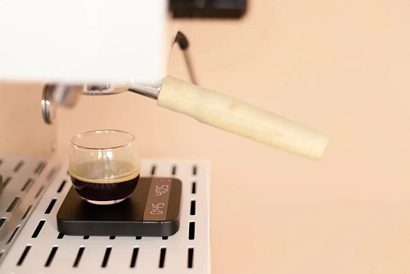 Весы ACAIA Lunar, чёрные