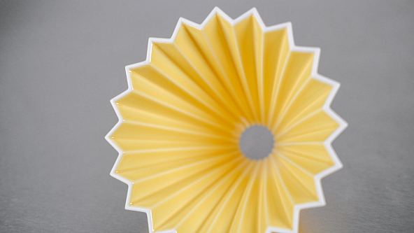 Воронка керамическая ORIGAMI размер М, цвет желтый