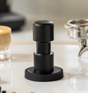 Темпер для кофе Timemore Impulse Impact - пружинный, самовыравнивающийся, плоская база, цвет чёрный