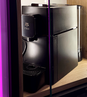 Брендированная полка RISE от Specialty.ru